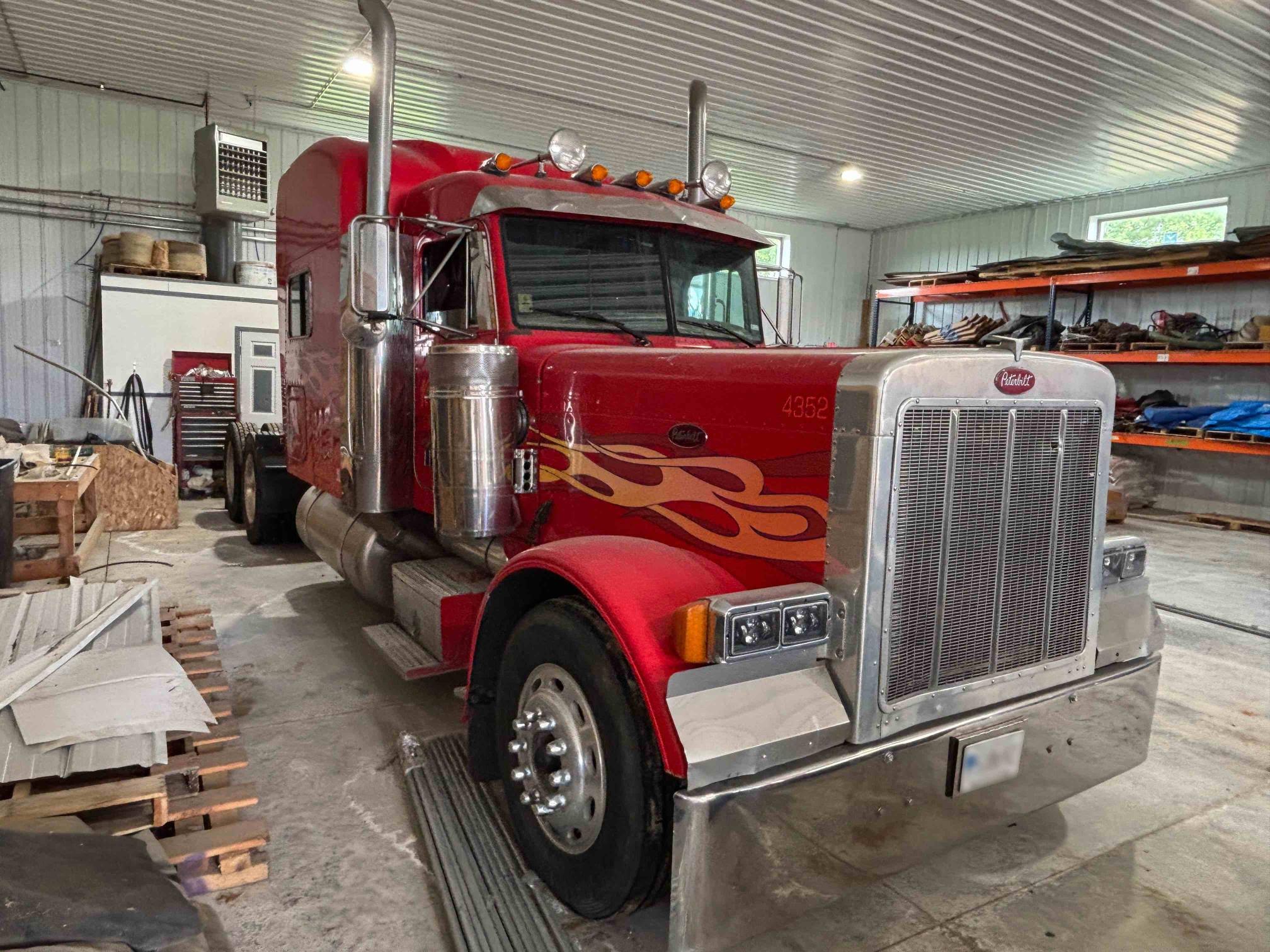 2004 PETERBILT 379 - Image 7